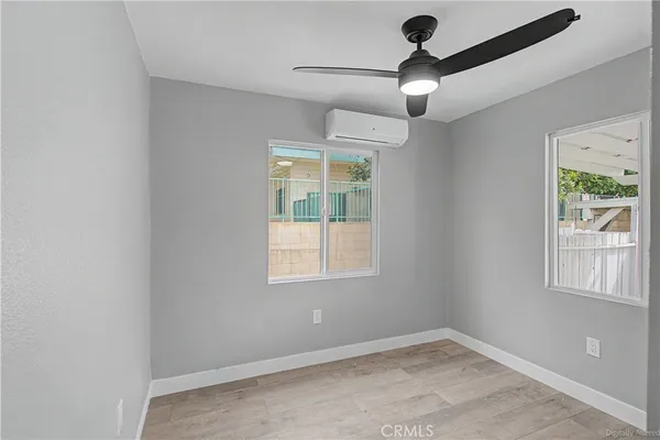 $479,900 | 215 West Lugonia Avenue, Redlands, CA 92374