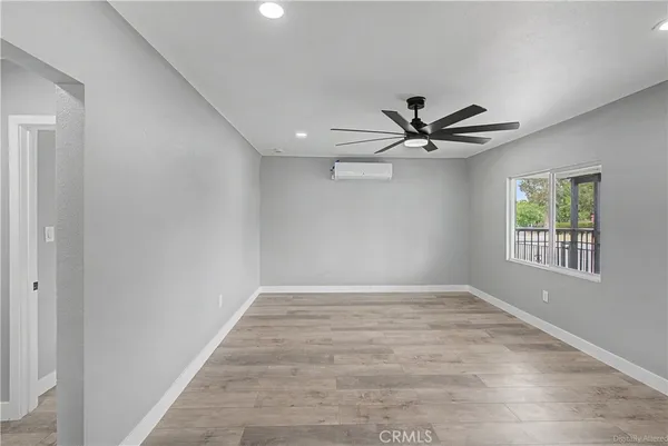 $479,900 | 215 West Lugonia Avenue, Redlands, CA 92374