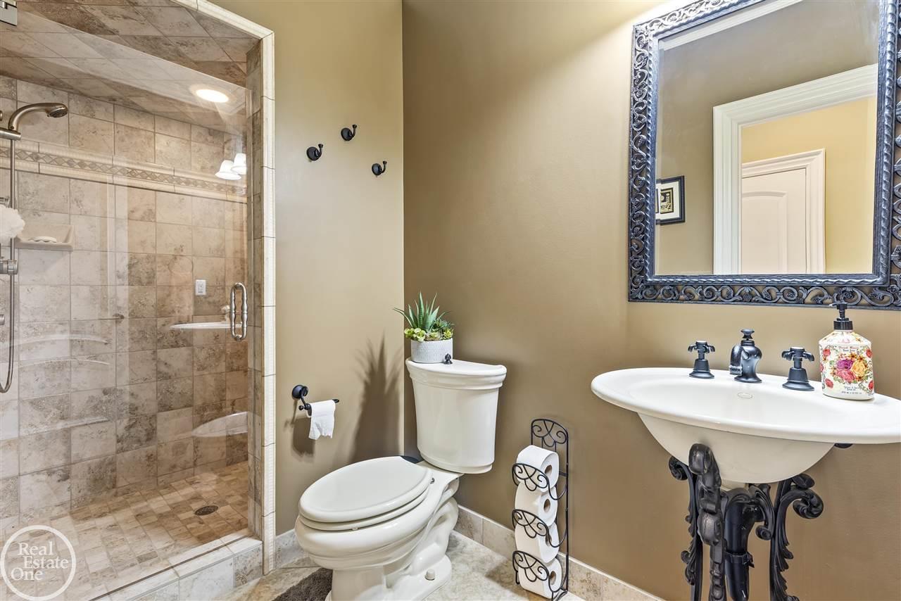71227 Cedar Bend Lane, Unit 2 Romeo, MI 48065 - Photo 95 of 98 50071178-94.JPG