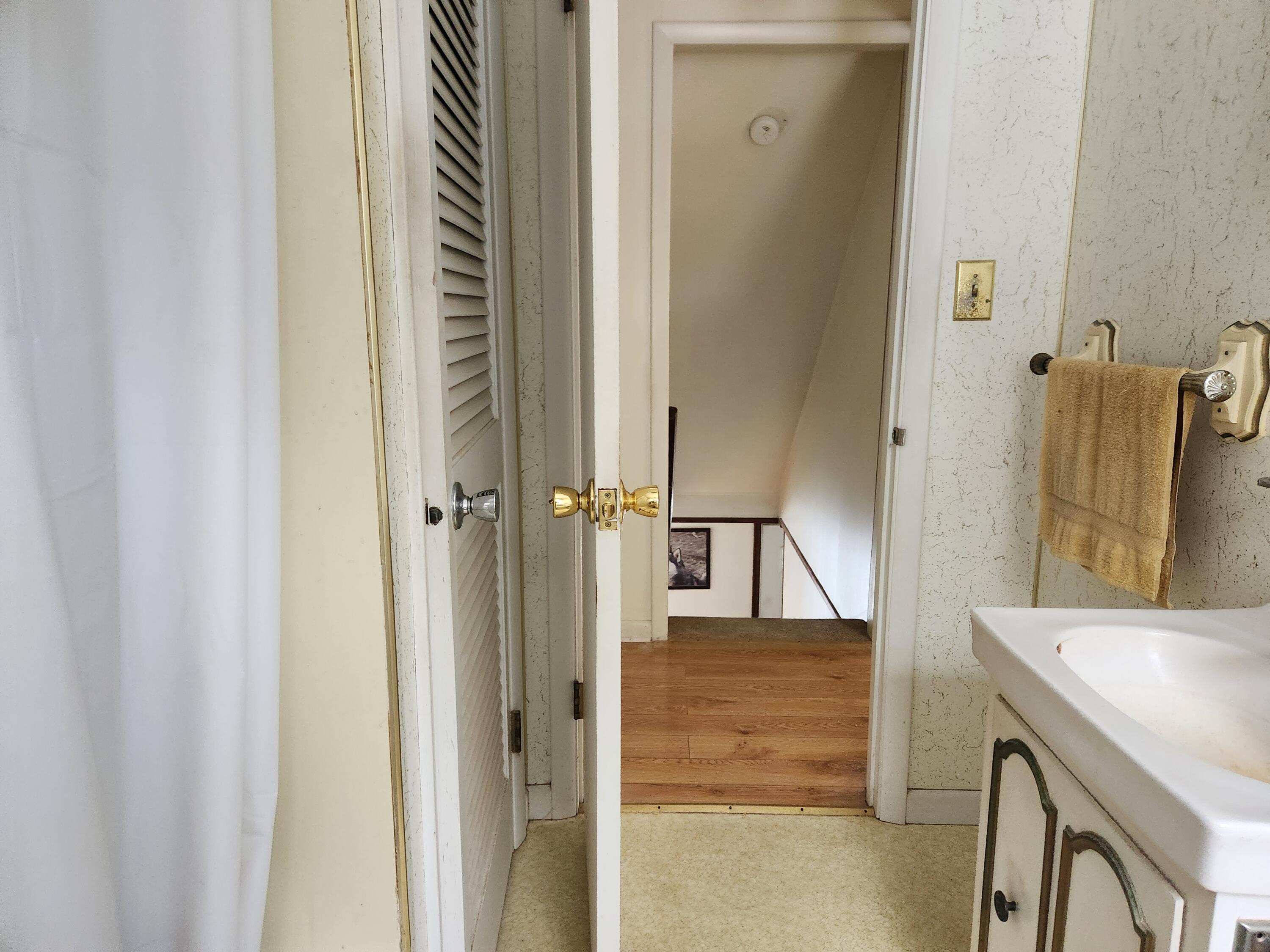 86 Beach Road Lincolnville, ME 04849 - Photo 26 of 40 20251213_102512