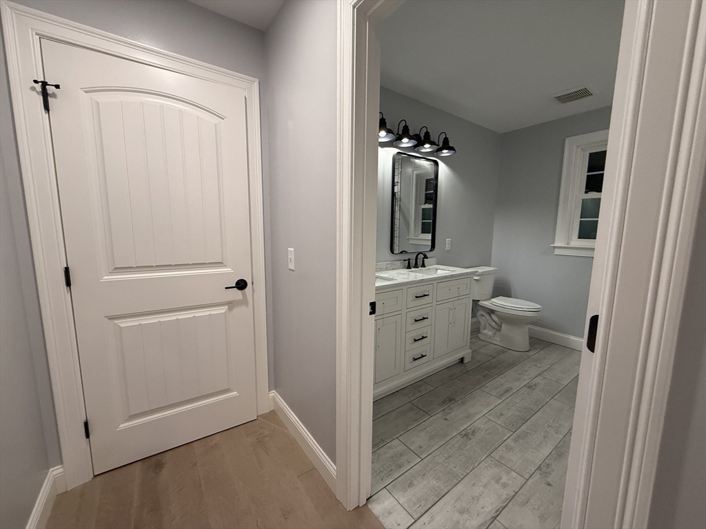 24 Cooper Road Webster, MA 01570 - Photo 23 of 42