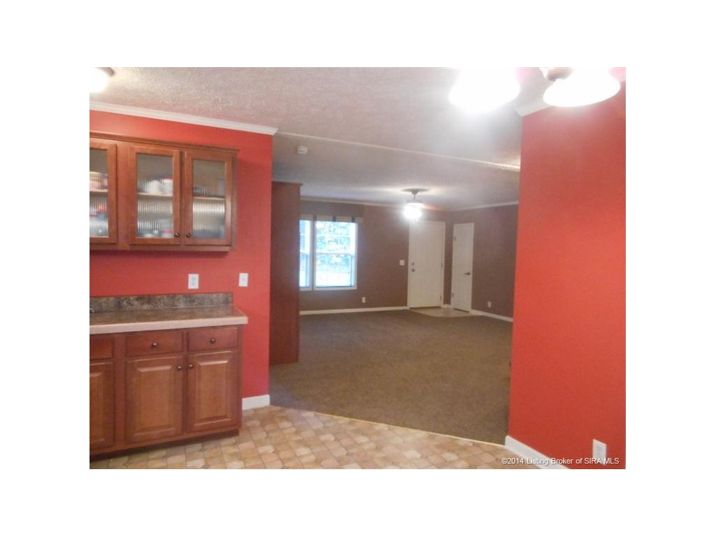9546 South Horner Chapel Road Pekin, IN 47165 - Photo 9 of 33 Gallery Image 9