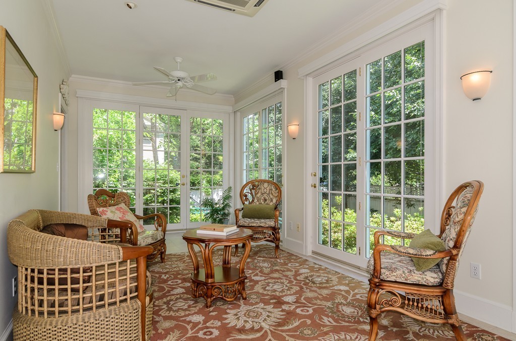 22 Leighton Road Wellesley, MA 02482 - Photo 4 of 15