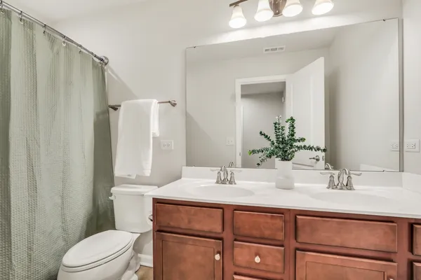 $439,900 | 3132 Concord Lane, Wadsworth, IL 60083