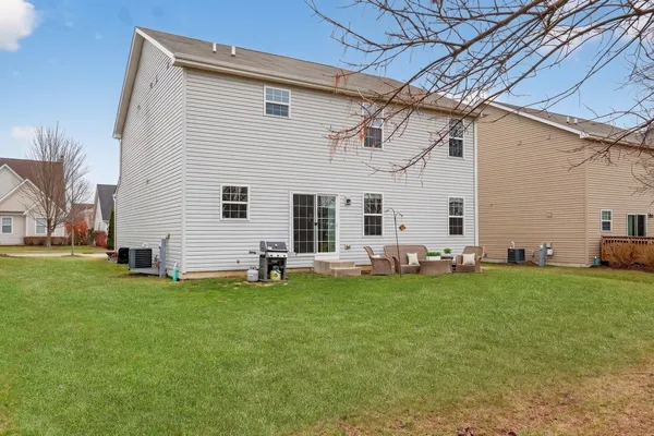 $439,900 | 3132 Concord Lane, Wadsworth, IL 60083