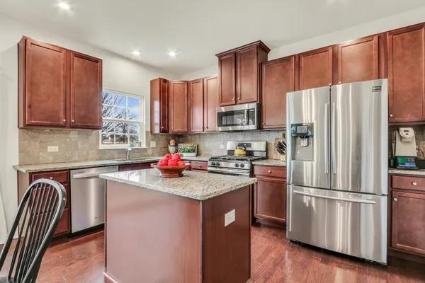 $439,900 | 3132 Concord Lane, Wadsworth, IL 60083