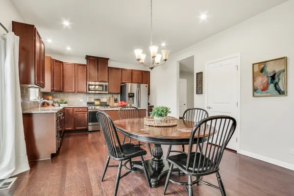 $439,900 | 3132 Concord Lane, Wadsworth, IL 60083