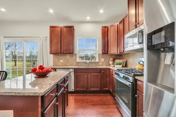 $439,900 | 3132 Concord Lane, Wadsworth, IL 60083