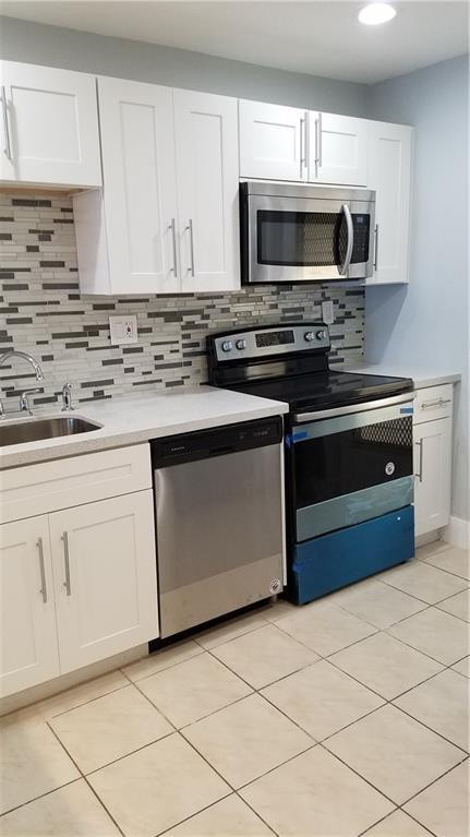 3100 North Course Lane, Unit 210 Pompano Beach, FL 33069 - Photo 4 of 28 Photo 4
