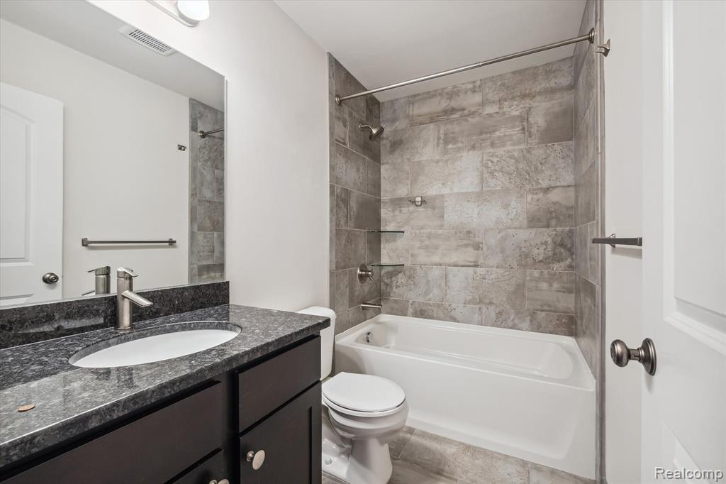 2683 Harvard Road, Unit 5 Berkley, MI 48072 - Photo 25 of 43
