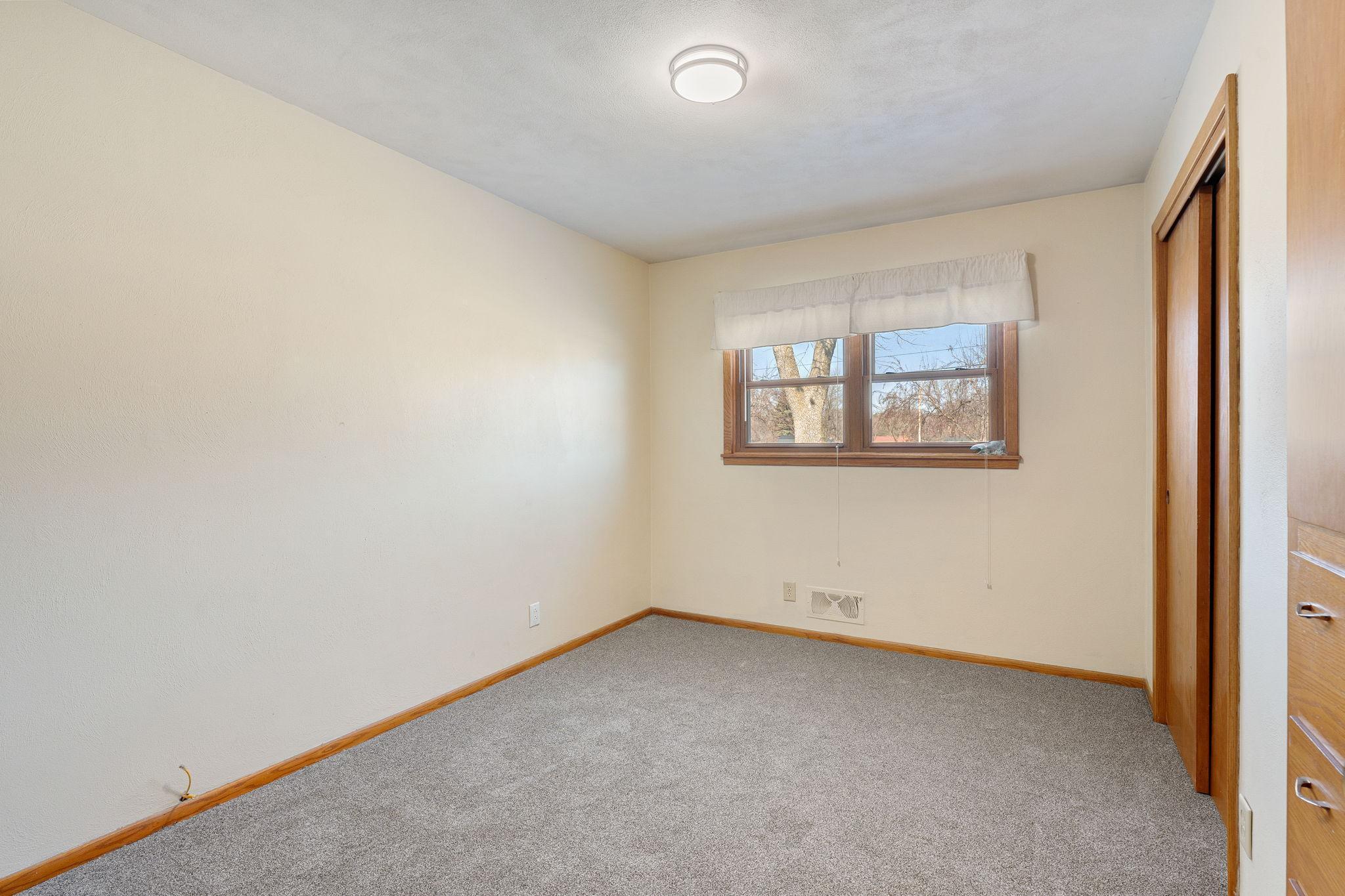 581 Havana Road Owatonna, MN 55060 - Photo 16 of 54