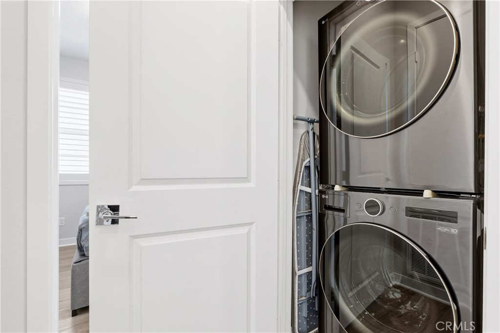 75 Gander Court Rancho Mission Viejo, CA 92694 - Photo 35 of 75 a utility room with dryer and washer
