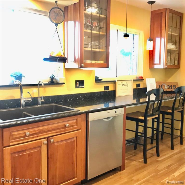 865 Viewland Drive Rochester Hills, MI 48309 - Photo 38 of 90