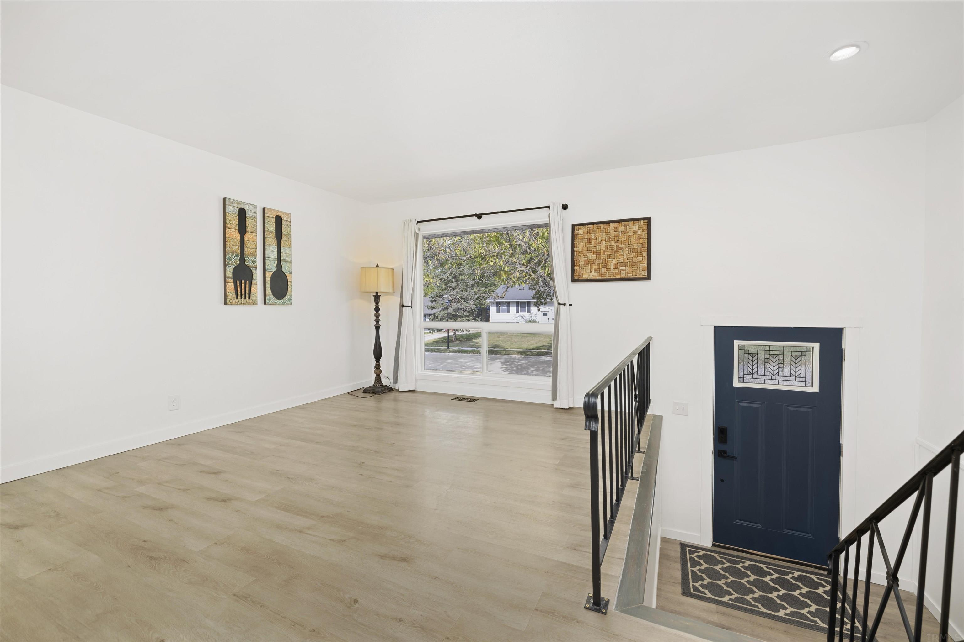 1140 Cinnamon Road Fort Wayne, IN 46825 - Photo 4 of 27