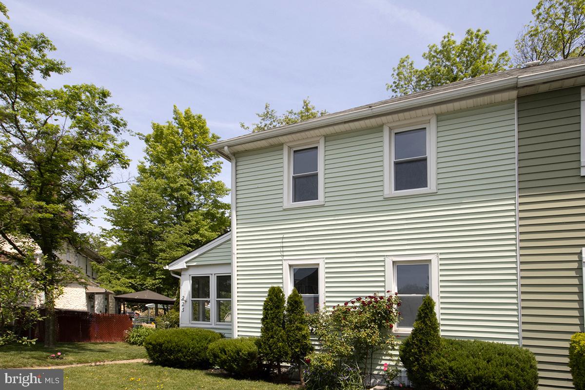 223 Pennsylvania Road Brooklawn, NJ 08030 - Photo 3 of 37 Gallery Image 3