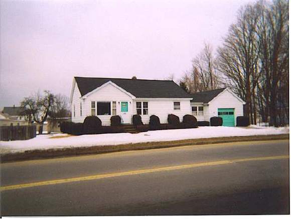 560 Candia Road Manchester, NH 03109 - Photo 1 of 1 Gallery Image 1
