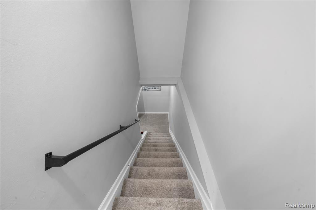 46173 Rocker Drive Macomb, MI 48044 - Photo 18 of 32 Gallery Image 18
