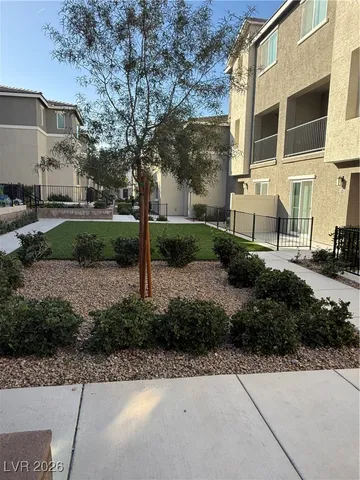 $2,195 | 2825 Copper Wind Lane, Unit 4, Las Vegas, NV 89183