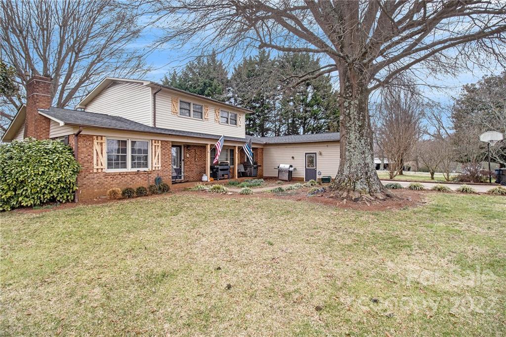 1368 Caleb Setzer Road Newton, NC 28658 - Photo 30 of 34 Gallery Image 30