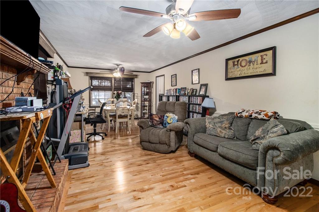 1368 Caleb Setzer Road Newton, NC 28658 - Photo 4 of 34 Gallery Image 4
