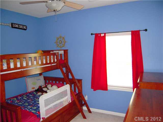 19317 Ruffner Drive Cornelius, NC 28031 - Photo 11 of 16 Gallery Image 11
