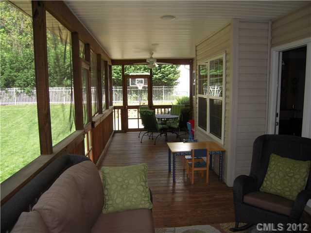 19317 Ruffner Drive Cornelius, NC 28031 - Photo 14 of 16 Gallery Image 14