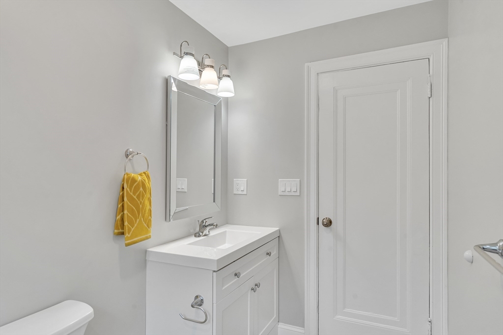37-39 Lewis Road, Unit 1 Belmont, MA 02478 - Photo 14 of 32