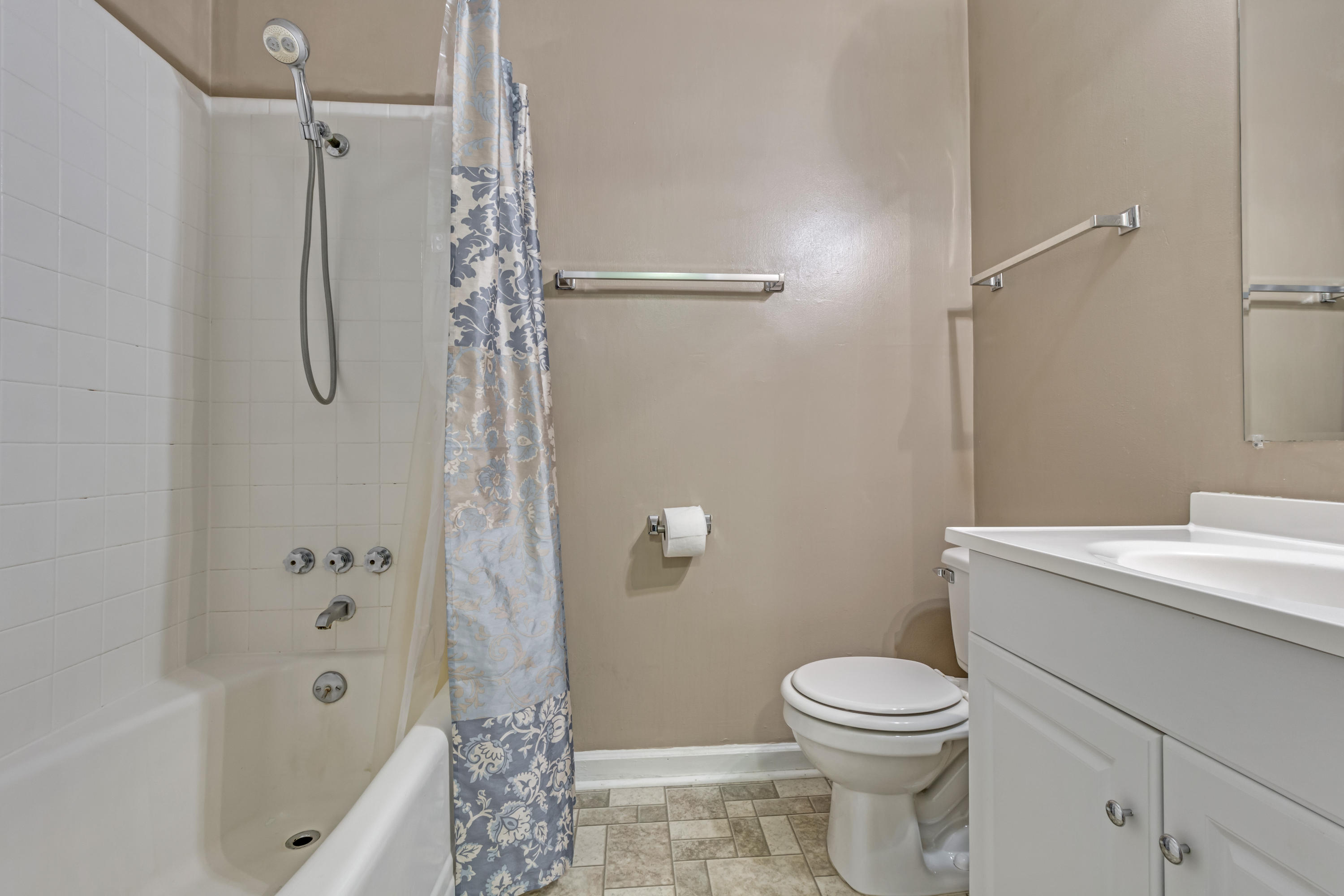 1848 Mepkin Road, Unit E10 Charleston, SC 29407 - Photo 15 of 21 1848 Mepkin Apt E10