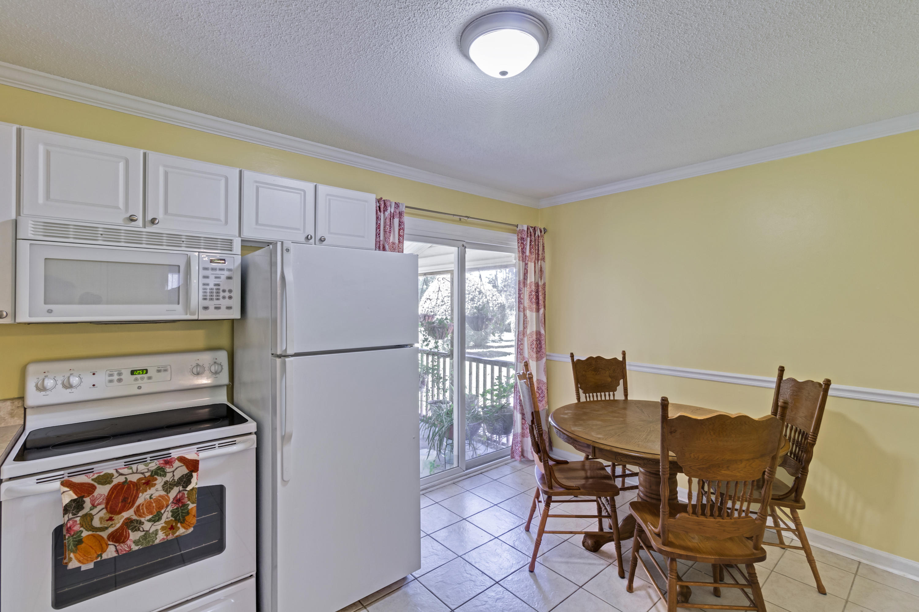 1848 Mepkin Road, Unit E10 Charleston, SC 29407 - Photo 9 of 21 1848 Mepkin Apt E10