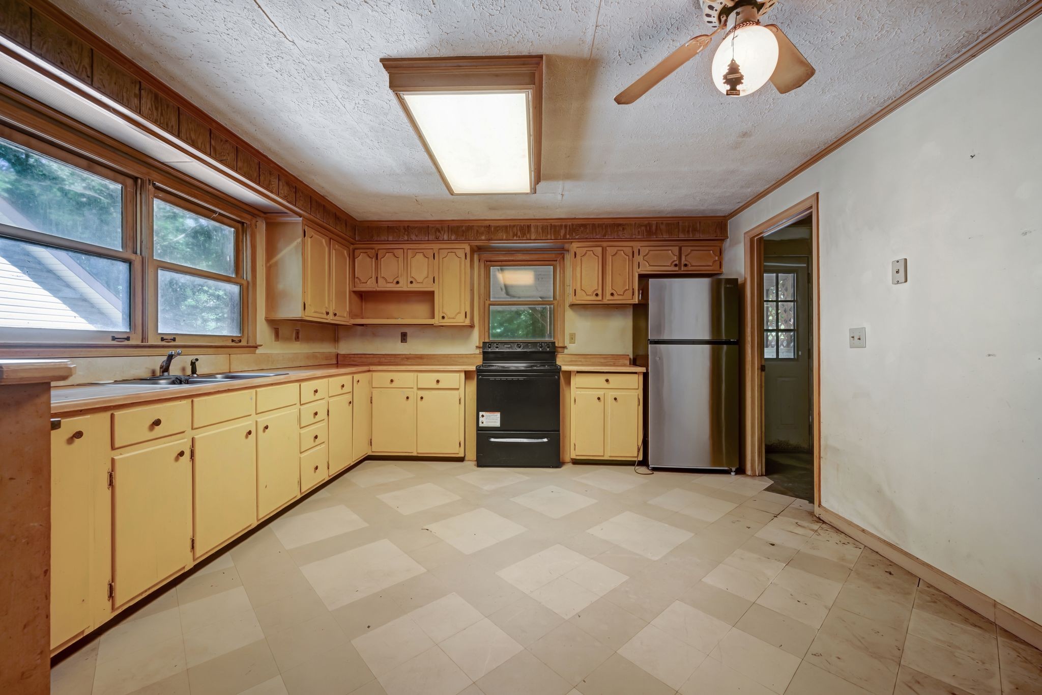10770 Lakeview Road Bon Aqua, TN 37025 - Photo 11 of 29 Gallery Image 11