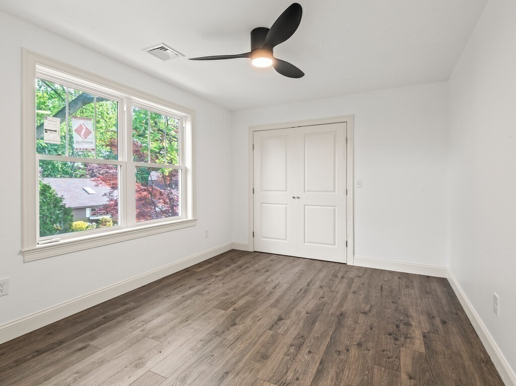 132 Barrington Road Longmeadow, MA 01106 - Photo 30 of 40