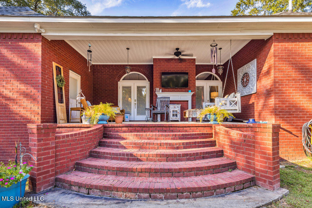 5402 Huckleberry Lane Moss Point, MS 39562 - Photo 52 of 63 5402HuckleberryLn-55