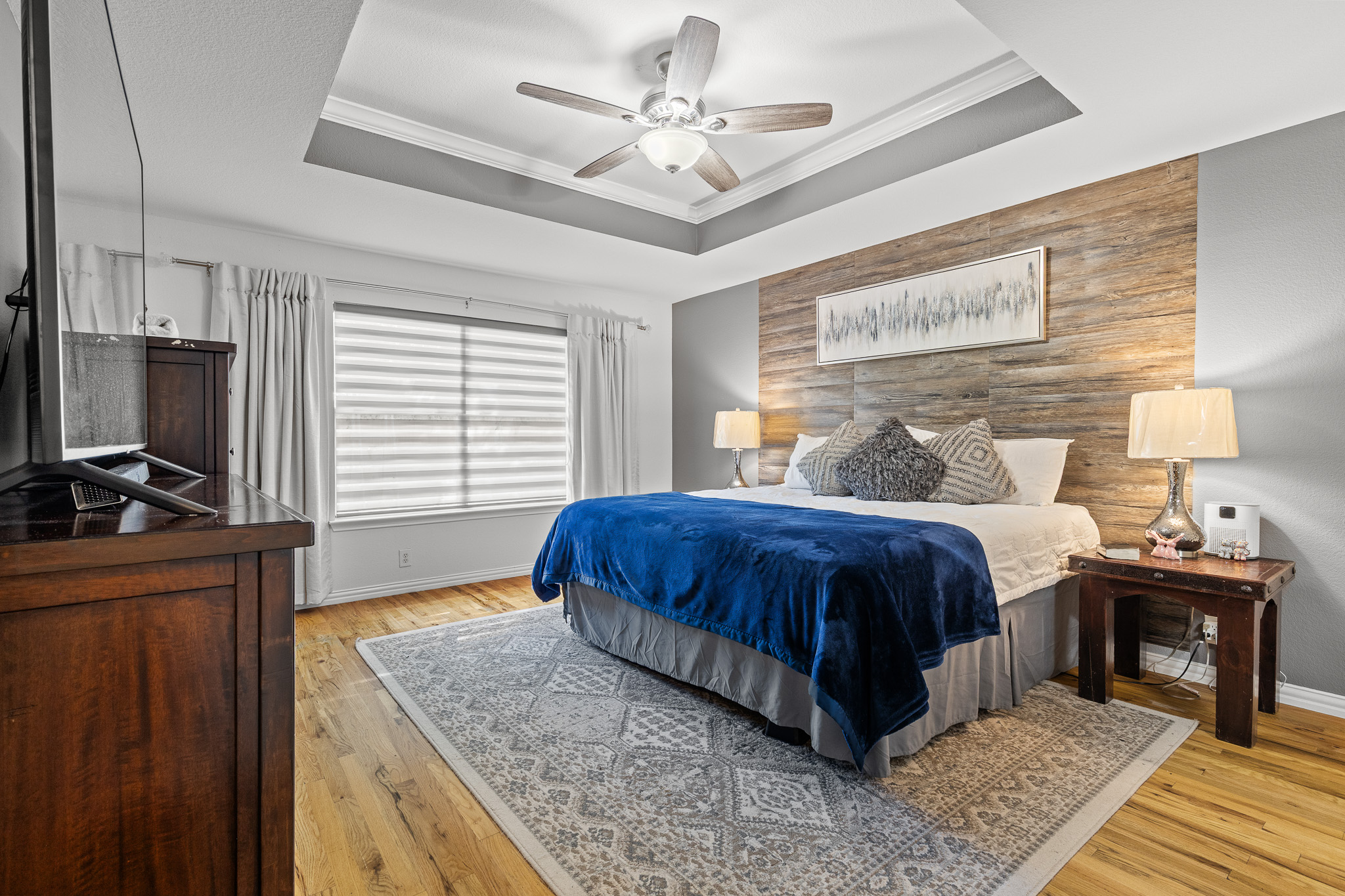 615 Barbara Way Bastrop, TX 78602 - Photo 11 of 27 a bedroom with a bed and a table