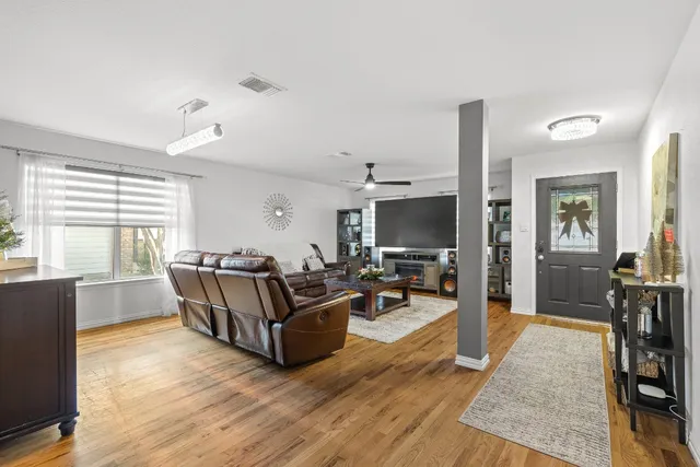 $399,900 | 615 Barbara Way, Bastrop, TX 78602