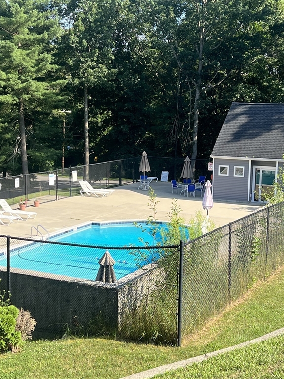 152 Turner Road, Unit 22 Holliston, MA 01746 - Photo 10 of 11 Gallery Image 10