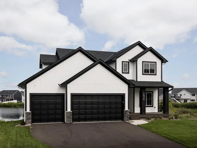 $599,000 | 1675 Spruce Street, Farmington, MN 55024