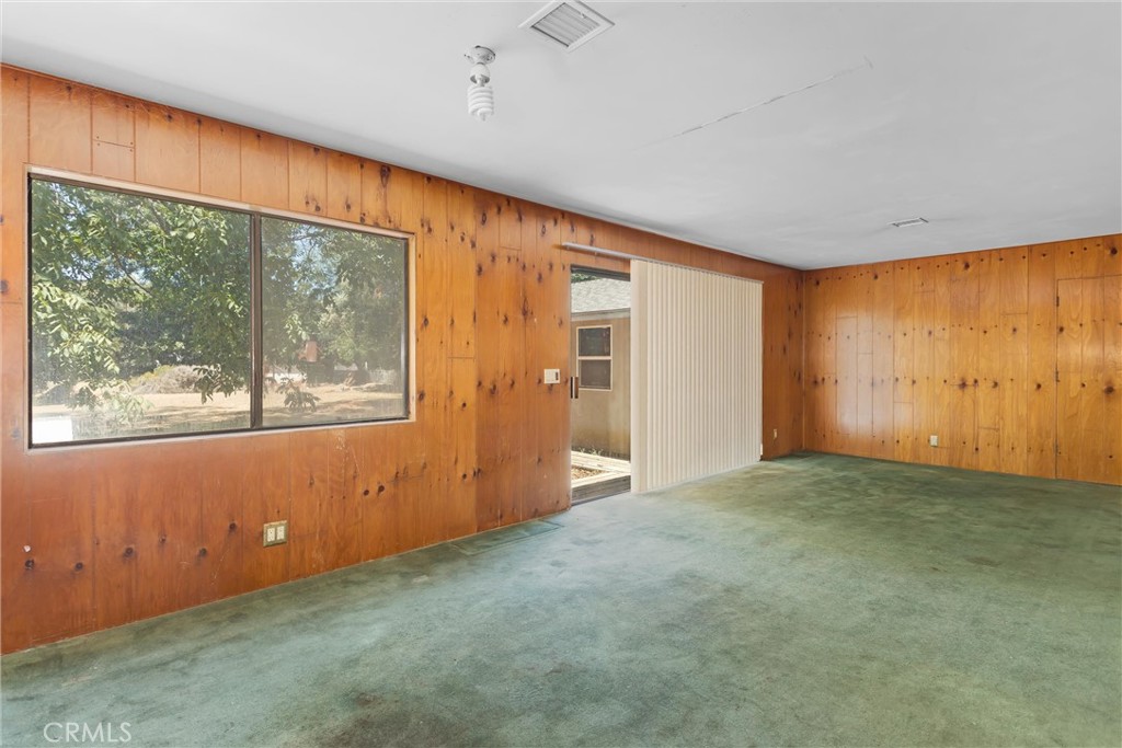 5841 Palm Avenue Riverside, CA 92506 - Photo 12 of 36 Gallery Image 12