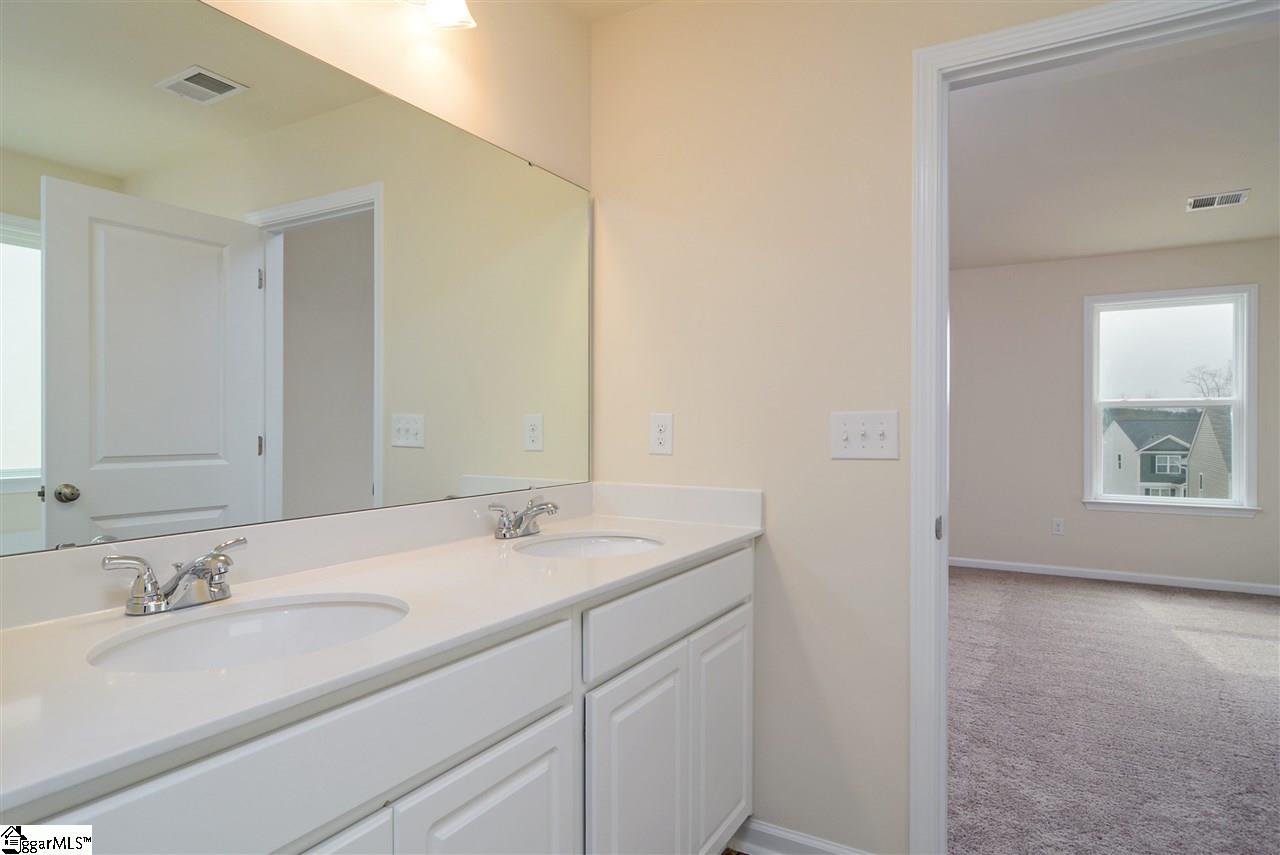 317 Elevation Court Inman, SC 29349 - Photo 15 of 33