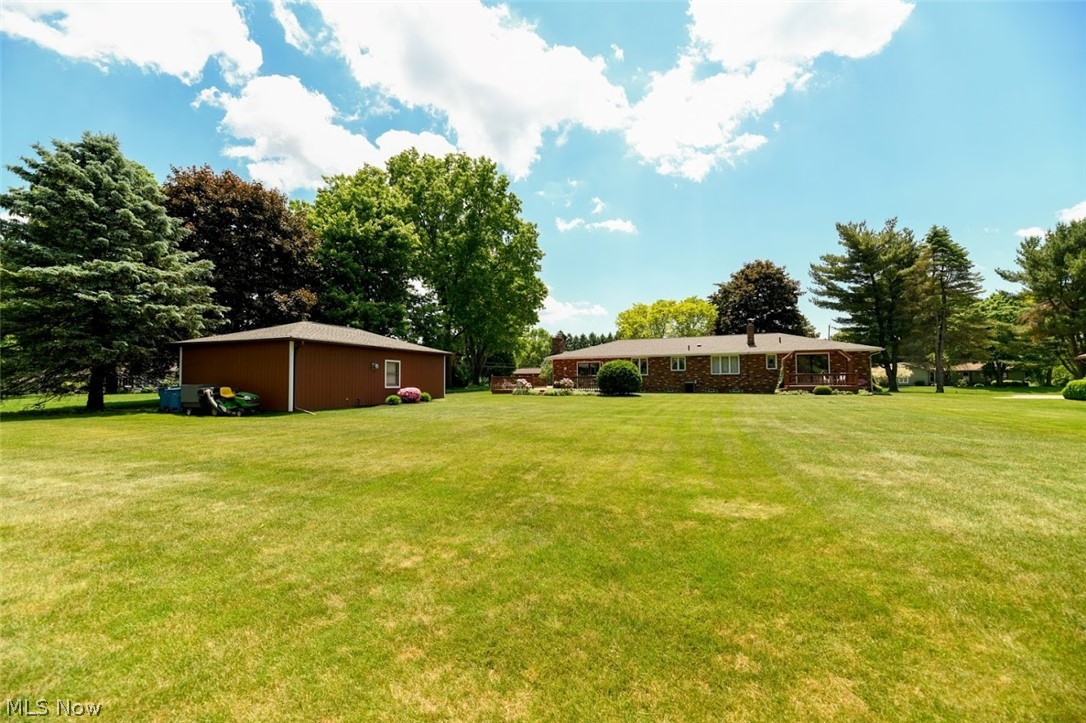 3515 Rustic Lane Uniontown, OH 44685 - Photo 3 of 35 Gallery Image 3