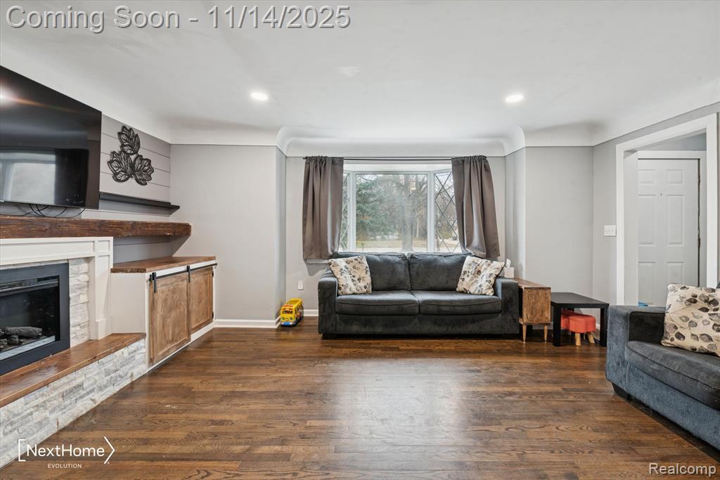 15911 Allen Road Southgate, MI 48195 - Photo 7 of 29