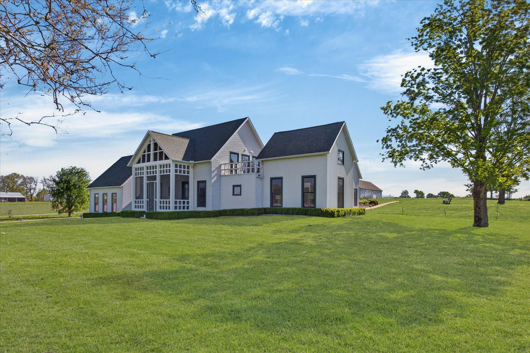 15337 Pardee Road Galien, MI 49113 - Photo 4 of 68 01-2