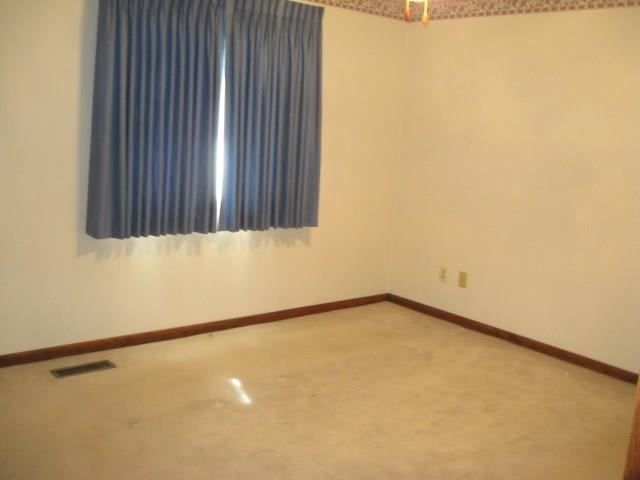 133 Country Estates Road Uniontown, PA 15401 - Photo 12 of 15
