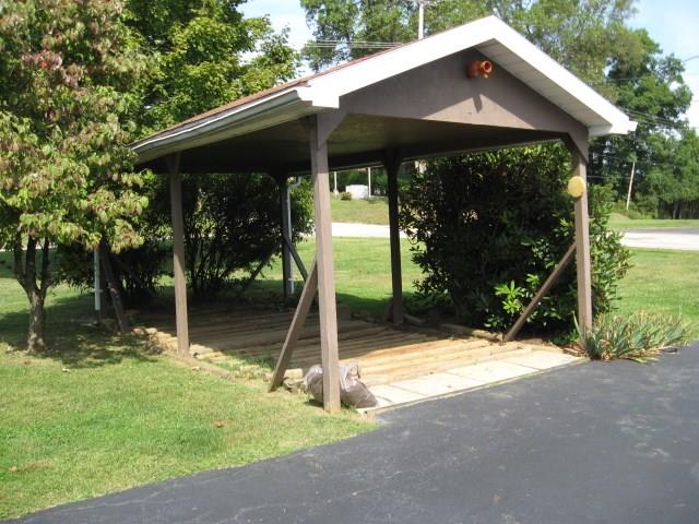 133 Country Estates Road Uniontown, PA 15401 - Photo 6 of 15