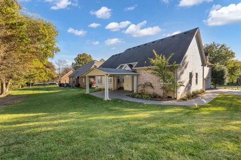 $675,000 | 1414 Savannah Park Drive, Spring Hill, TN 37174