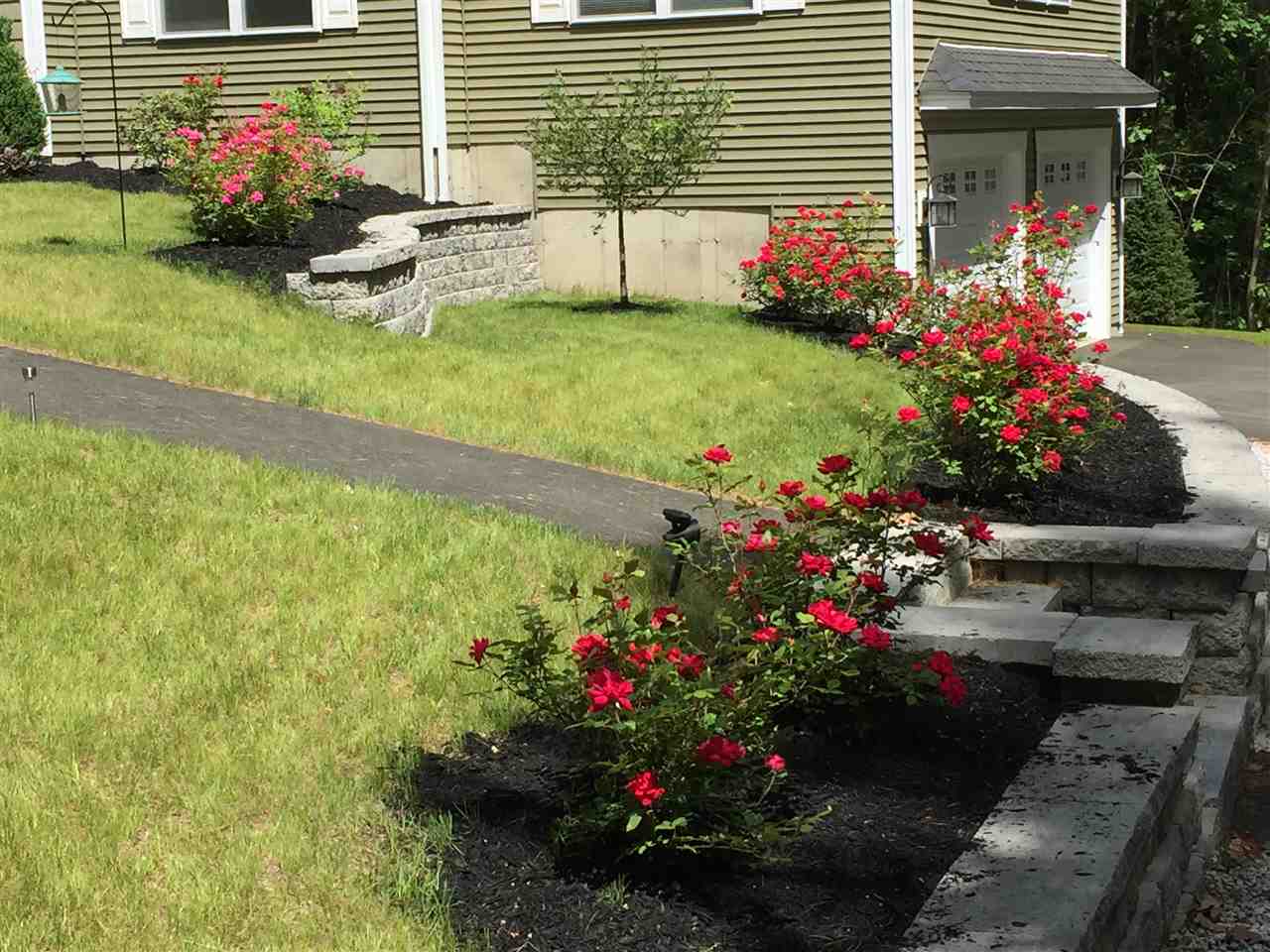 8 Doiron Road Windham, NH 03087 - Photo 3 of 36