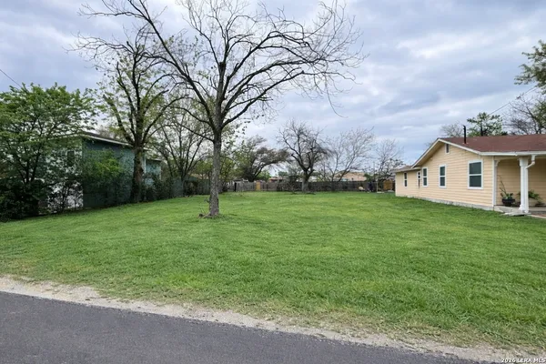 $65,000 | 107 South Street, Converse, TX 78109