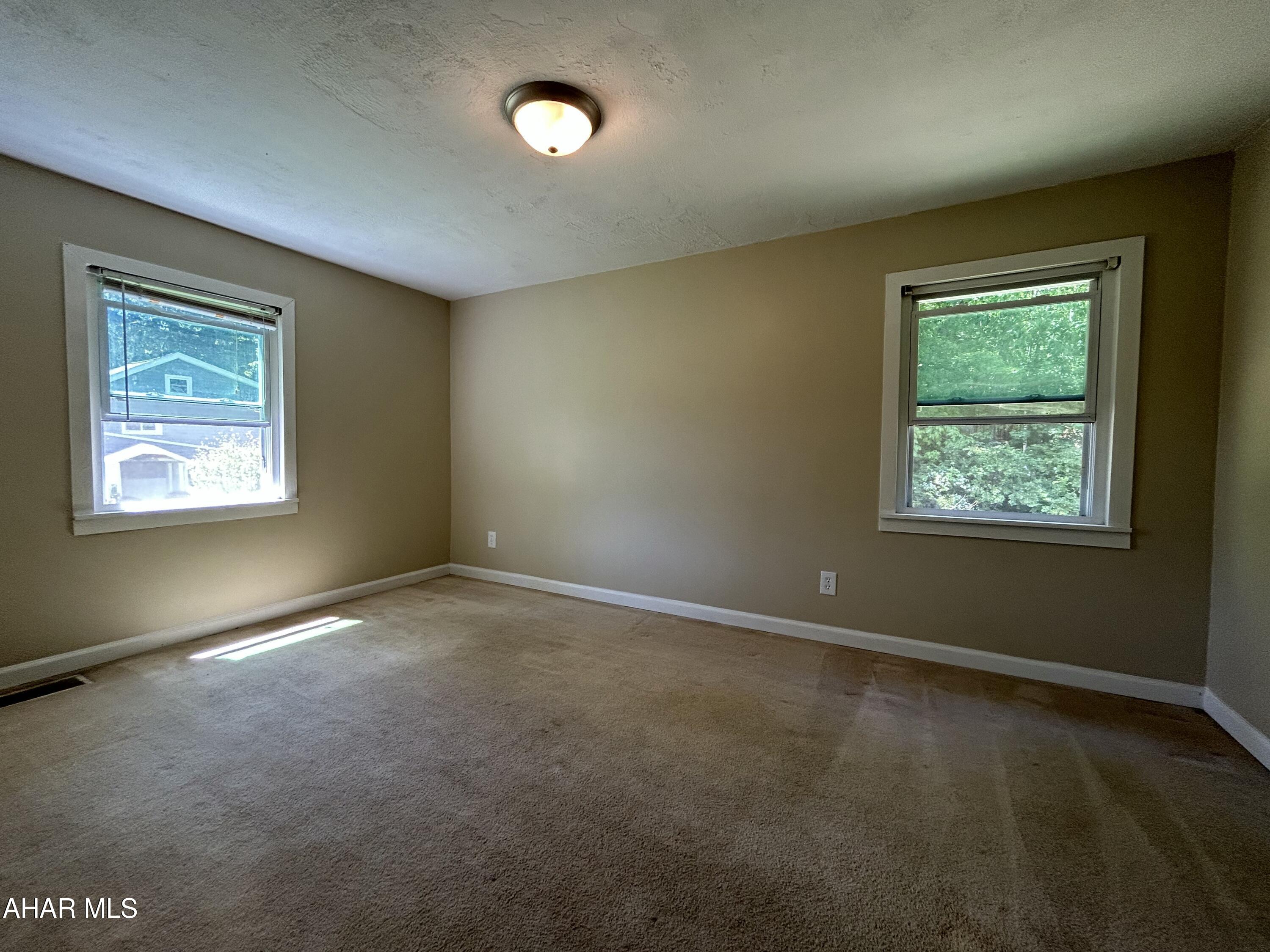 890 Puzzletown Road Duncansville, PA 16635 - Photo 21 of 36