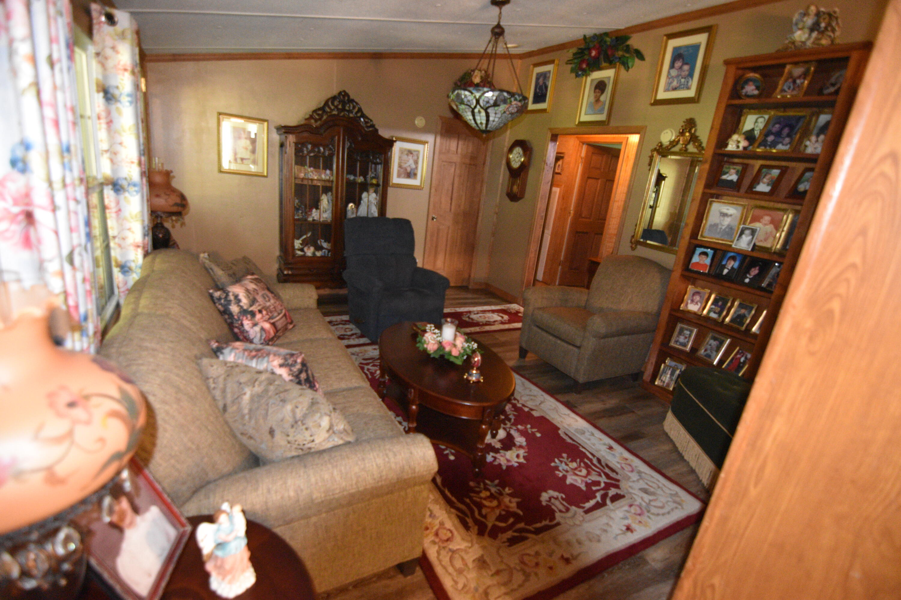 326 Rogers Road Covington, VA 24426 - Photo 18 of 30 LR 1
