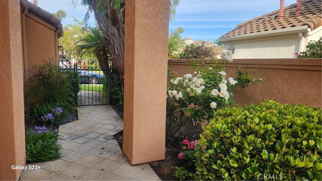 5 Duquesa Dana Point, CA 92629 - Photo 3 of 10