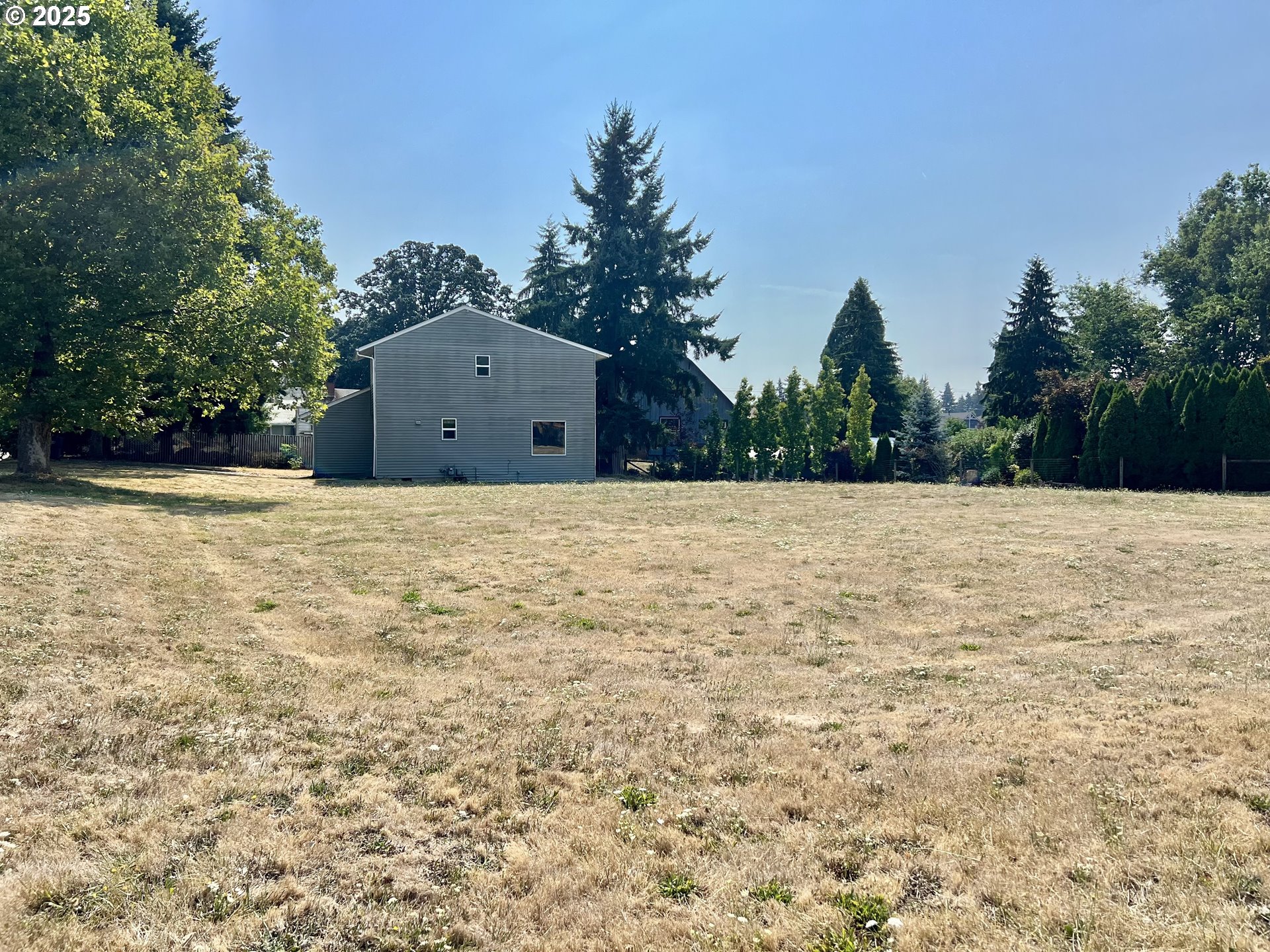 11406 South Forest Ridge Road Oregon City, OR 97045 - Photo 3 of 12 Yard